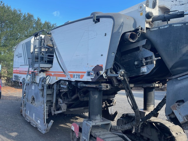 Wirtgen W 220 - Φρέζα ασφάλτου: φωτογραφία 5 Wirtgen W 220 - Φρέζα ασφάλτου: φωτογραφία 5
