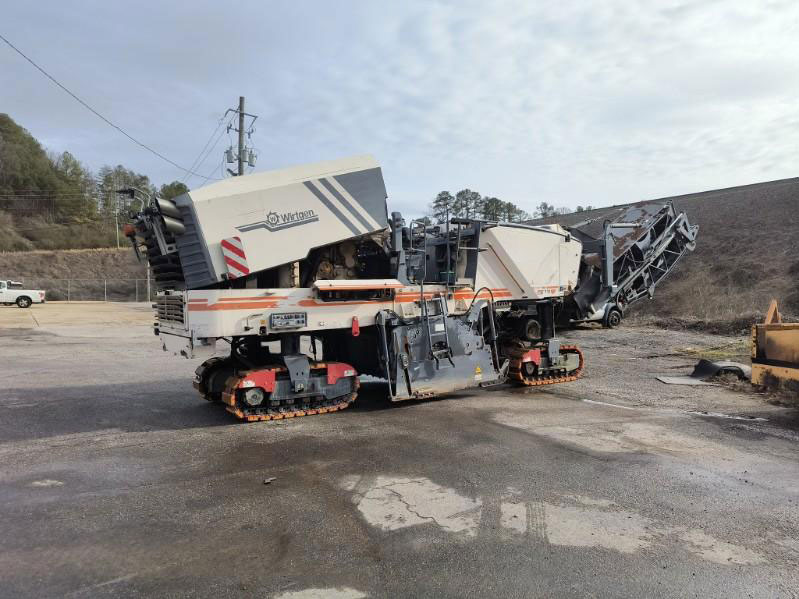 Wirtgen W 220 - Φρέζα ασφάλτου: φωτογραφία 3 Wirtgen W 220 - Φρέζα ασφάλτου: φωτογραφία 3