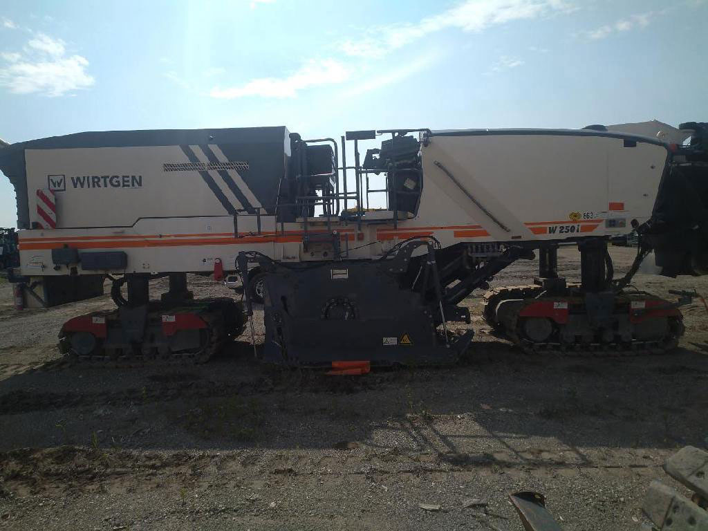 Wirtgen W 250 I - Φρέζα ασφάλτου: φωτογραφία 3 Wirtgen W 250 I - Φρέζα ασφάλτου: φωτογραφία 3
