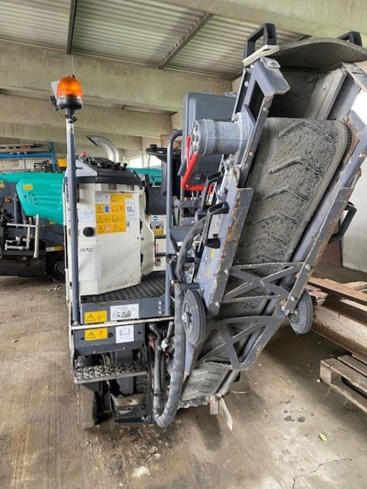Wirtgen W 35 Ri - Φρέζα ασφάλτου: φωτογραφία 5 Wirtgen W 35 Ri - Φρέζα ασφάλτου: φωτογραφία 5
