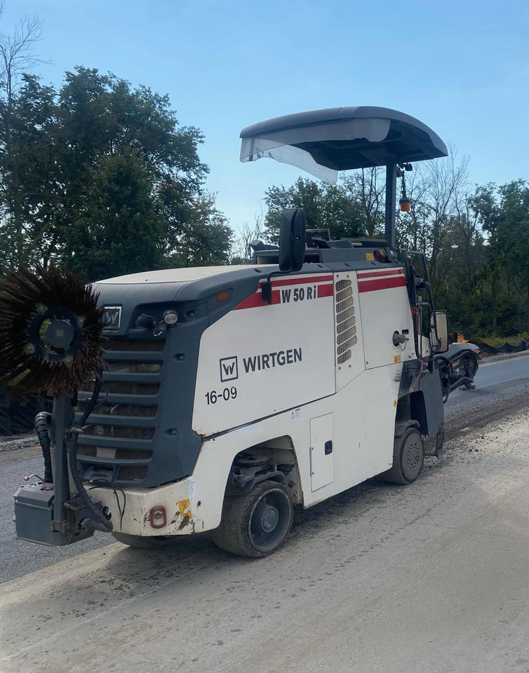Wirtgen W 50 Ri - Φρέζα ασφάλτου: φωτογραφία 3 Wirtgen W 50 Ri - Φρέζα ασφάλτου: φωτογραφία 3