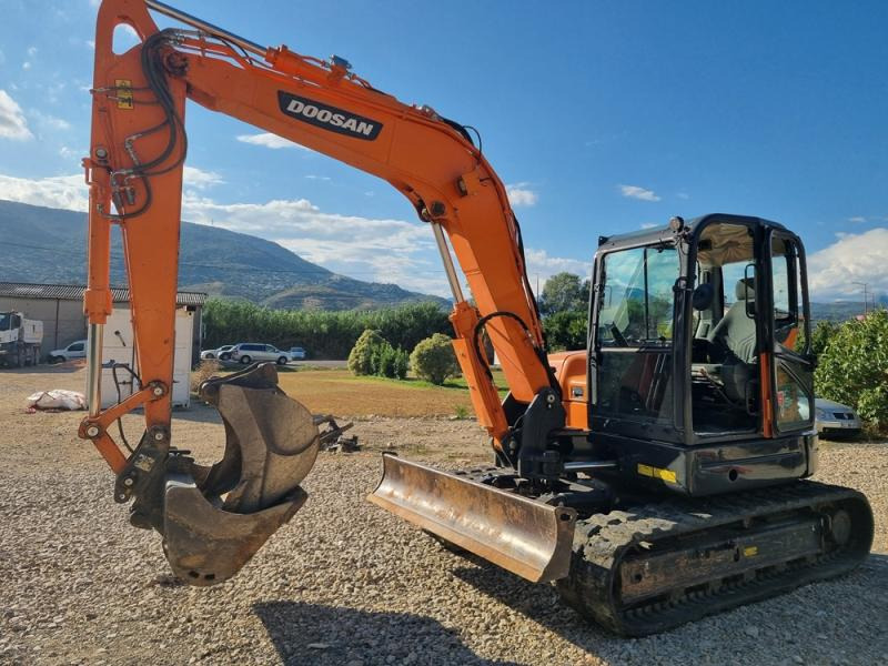 Doosan DX85 - Μίνι εκσκαφέας: φωτογραφία 3 Doosan DX85 - Μίνι εκσκαφέας: φωτογραφία 3