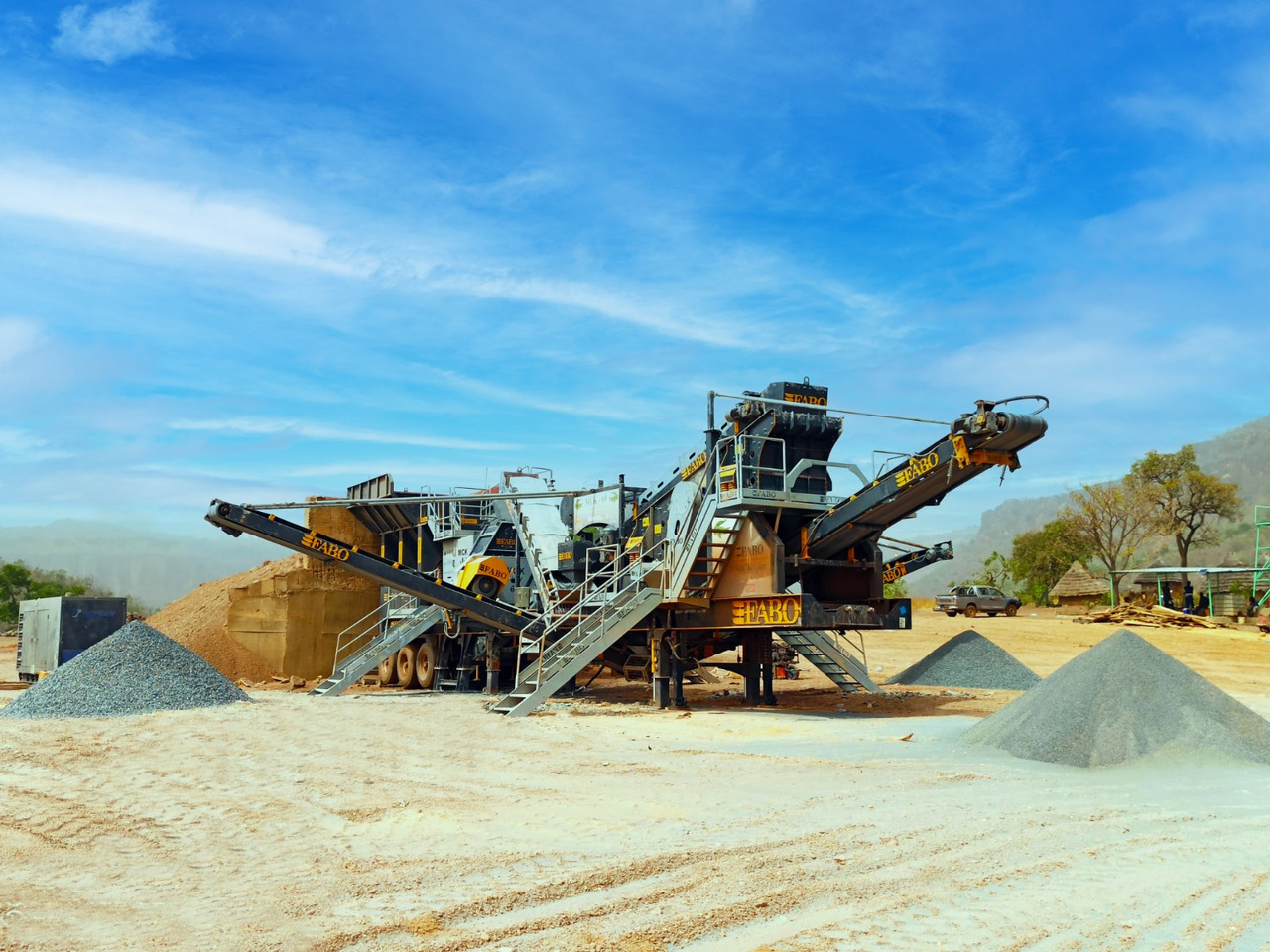 FABO Mining machinery-crushing plant - Μηχάνημα ορυχείων: φωτογραφία 1 FABO Mining machinery-crushing plant - Μηχάνημα ορυχείων: φωτογραφία 1