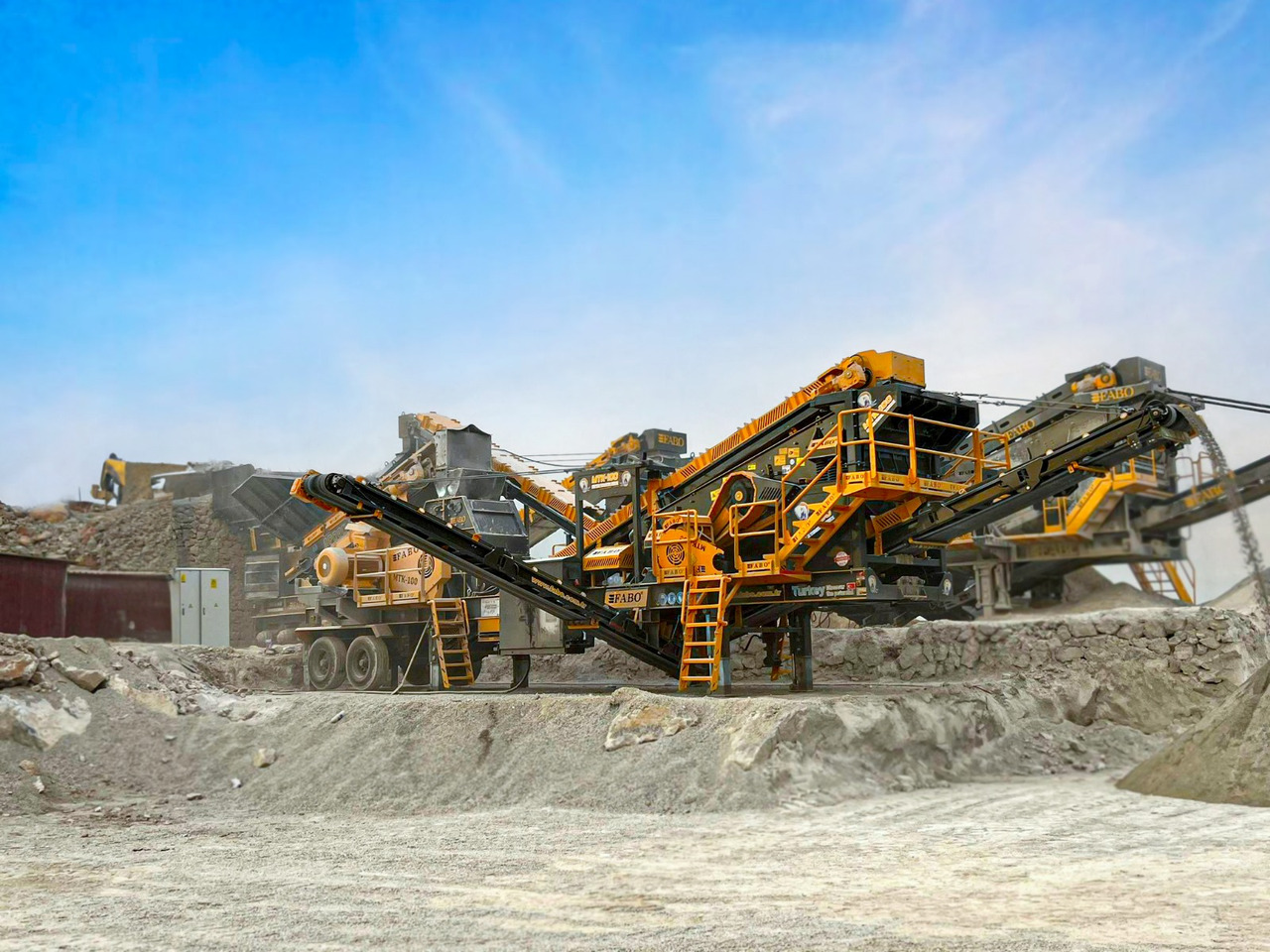 FABO mining machinery - crushing plant - Μηχάνημα ορυχείων: φωτογραφία 1 FABO mining machinery - crushing plant - Μηχάνημα ορυχείων: φωτογραφία 1