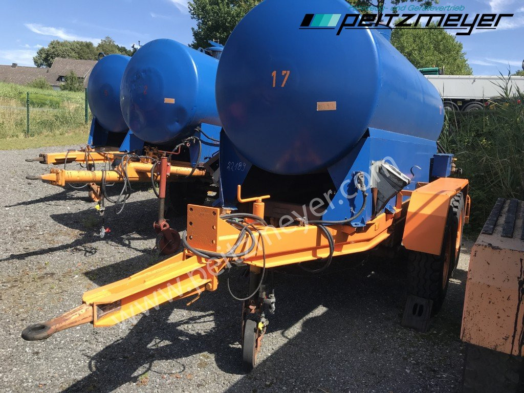 BATHE TANDEMANHÄNGER Bitum / Teerkocher 3,5 m³ Hatz DIesel 1 D 81 C - Ασφαλτοδιανομέας: φωτογραφία 4 BATHE TANDEMANHÄNGER Bitum / Teerkocher 3,5 m³ Hatz DIesel 1 D 81 C - Ασφαλτοδιανομέας: φωτογραφία 4