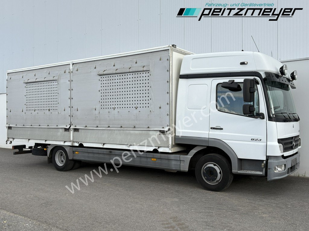 MERCEDES-BENZ Atego 823 L Geflügelpritsche L - Fahrerhaus, Klima, 2 x AHK - Φορτηγό κόφα: φωτογραφία 4 MERCEDES-BENZ Atego 823 L Geflügelpritsche L - Fahrerhaus, Klima, 2 x AHK - Φορτηγό κόφα: φωτογραφία 4