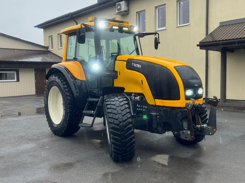 Valtra M150-4 - Τρακτέρ: φωτογραφία 3 Valtra M150-4 - Τρακτέρ: φωτογραφία 3