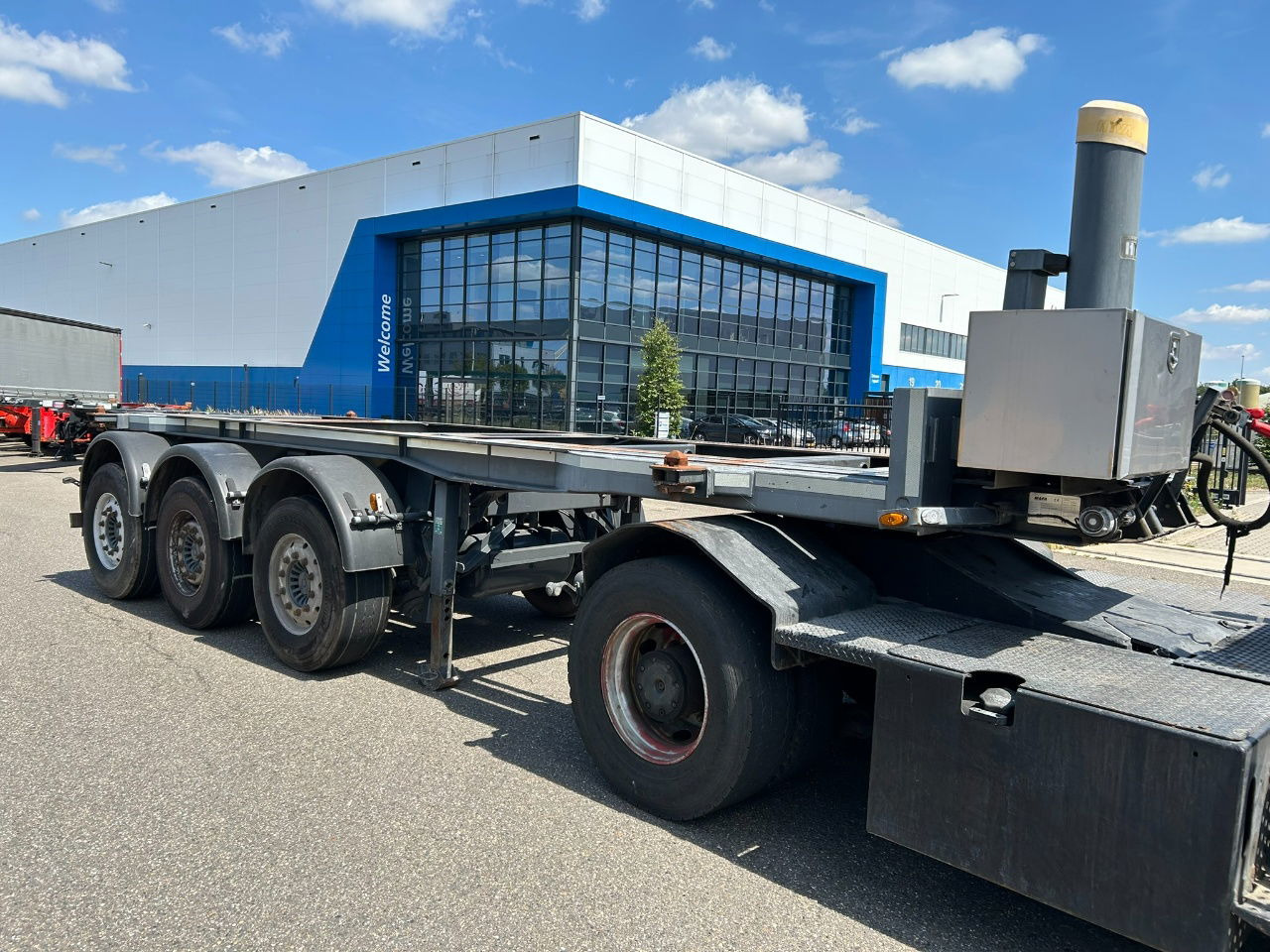 Mafa 2 x in stock 20 ft tipping chassis / disc brakes / lifting axle / alcoa wheels - Επικαθήμενο μεταφοράς εμπορευματοκιβωτίων/ Κινητό αμάξωμα: φωτογραφία 2 Mafa 2 x in stock 20 ft tipping chassis / disc brakes / lifting axle / alcoa wheels - Επικαθήμενο μεταφοράς εμπορευματοκιβωτίων/ Κινητό αμάξωμα: φωτογραφία 2