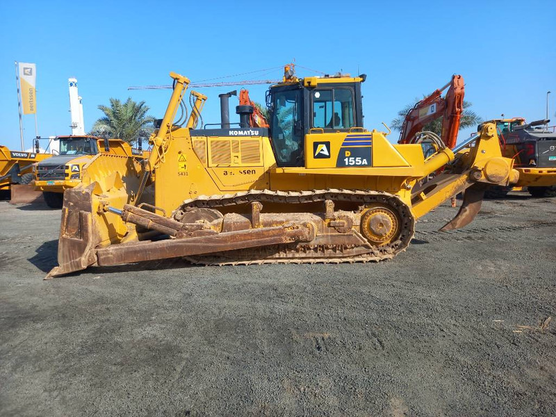 Komatsu D155A-6R (4 pcs available in Abu Dhabi) - Μπουλντόζα: φωτογραφία 1 Komatsu D155A-6R (4 pcs available in Abu Dhabi) - Μπουλντόζα: φωτογραφία 1