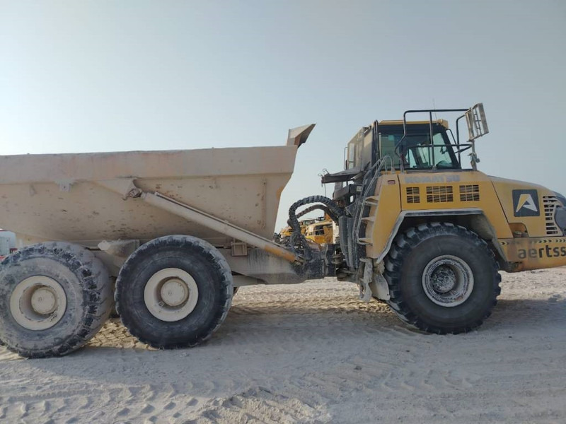Komatsu HM400-3R (4 pieces available in Abu Dhabi) - Αρθρωτό φορτηγό: φωτογραφία 2 Komatsu HM400-3R (4 pieces available in Abu Dhabi) - Αρθρωτό φορτηγό: φωτογραφία 2