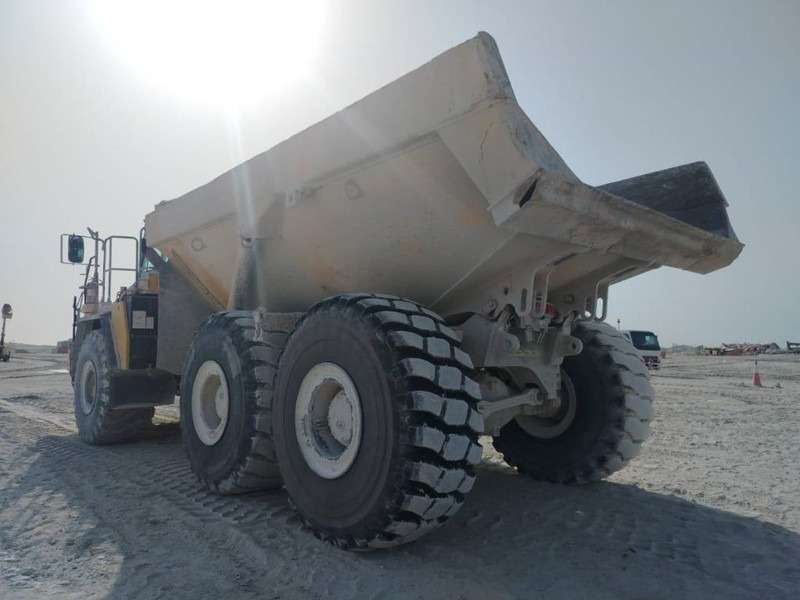 Komatsu HM400-3R (4 pieces available in Abu Dhabi) - Αρθρωτό φορτηγό: φωτογραφία 4 Komatsu HM400-3R (4 pieces available in Abu Dhabi) - Αρθρωτό φορτηγό: φωτογραφία 4