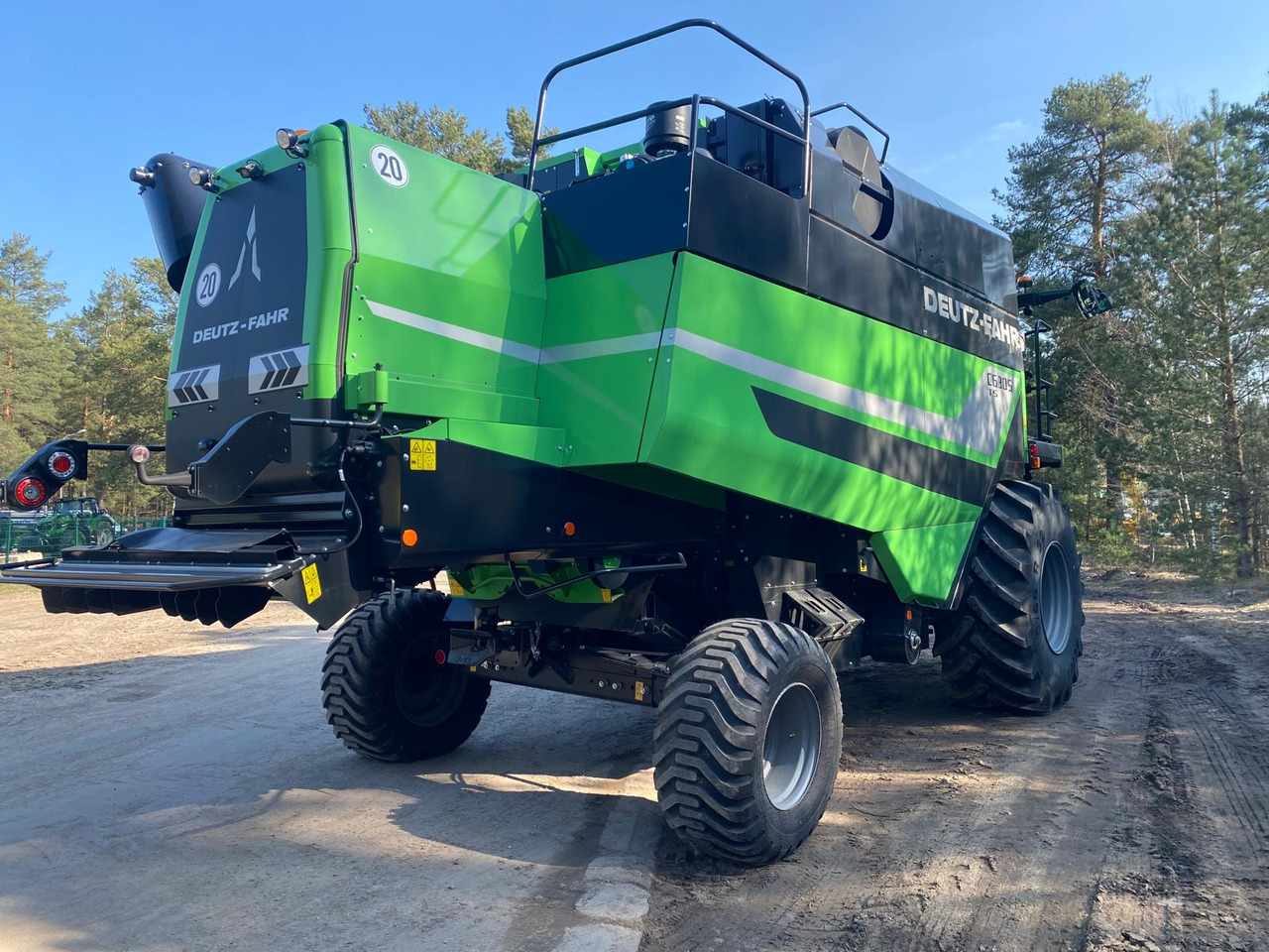 DEUTZ FAHR C6305 TS with DH630R NEW/UNUSED - Μηχανή συγκομιδής: φωτογραφία 3 DEUTZ FAHR C6305 TS with DH630R NEW/UNUSED - Μηχανή συγκομιδής: φωτογραφία 3