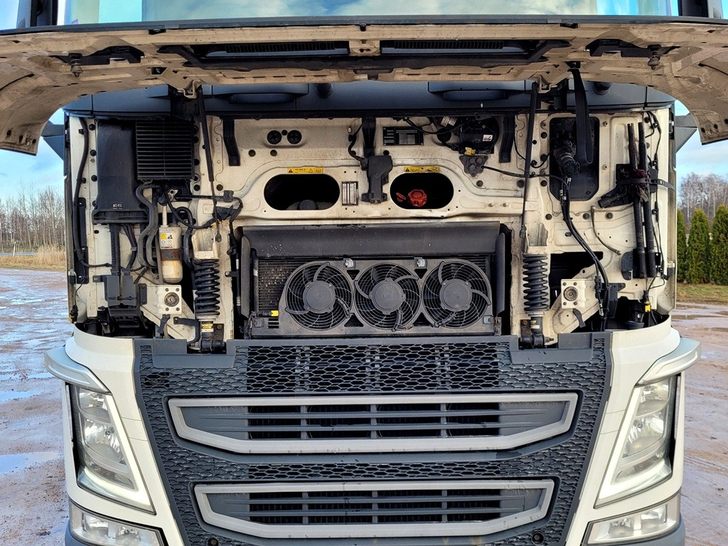 Volvo FH460 + refrigerated semi-trailer - Τράκτορας: φωτογραφία 5 Volvo FH460 + refrigerated semi-trailer - Τράκτορας: φωτογραφία 5