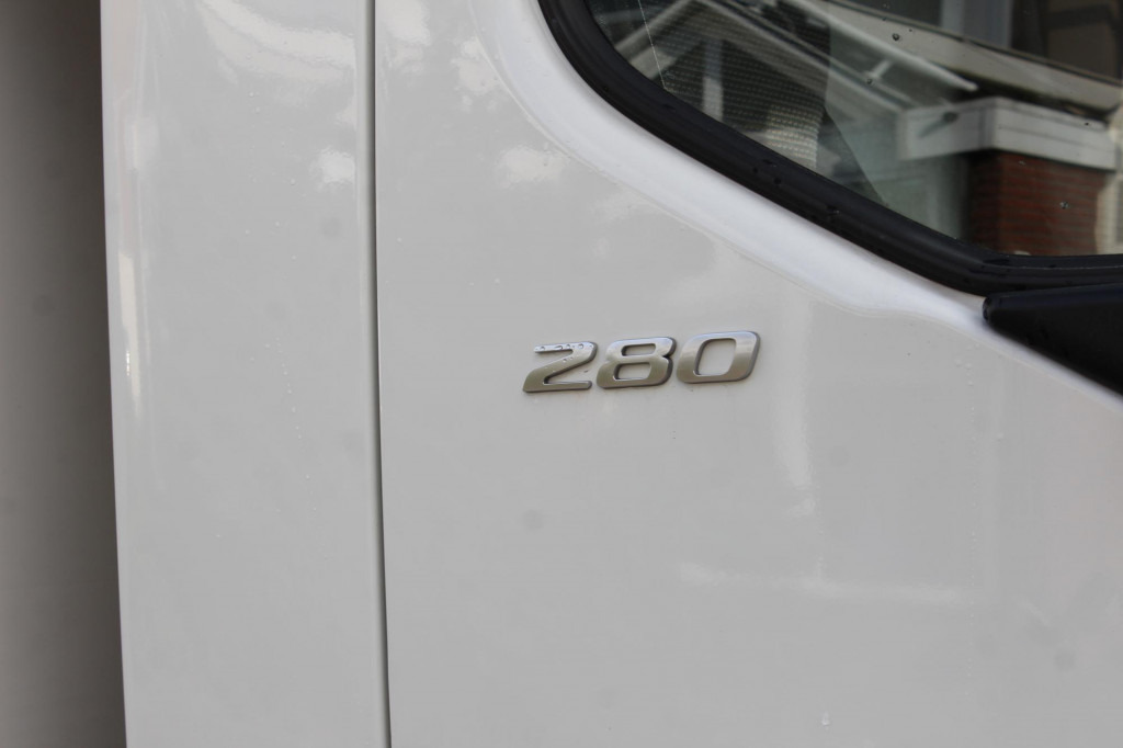 Daf LF 280 Koffer Klima LDW Rolltor LBW 149Tkm - Φορτηγό κόφα: φωτογραφία 3 Daf LF 280 Koffer Klima LDW Rolltor LBW 149Tkm - Φορτηγό κόφα: φωτογραφία 3