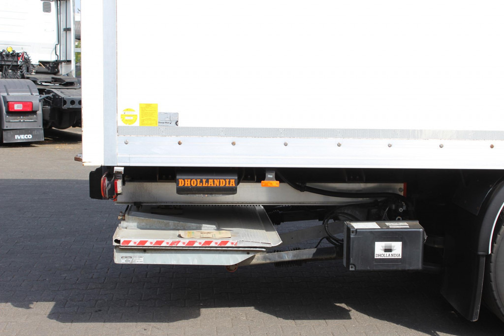 Daf LF 290 Koffer Klima LDW Rolltor LBW 298Tkm - Φορτηγό: φωτογραφία 4 Daf LF 290 Koffer Klima LDW Rolltor LBW 298Tkm - Φορτηγό: φωτογραφία 4