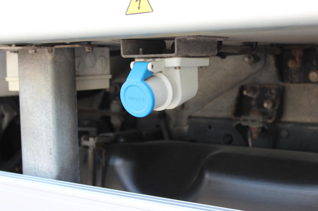 Iveco Daily 35C14 E6 Hi-Matic CX 350 Tiefkühl FRC - Επαγγελματικό αυτοκίνητο ψυγείο: φωτογραφία 4 Iveco Daily 35C14 E6 Hi-Matic CX 350 Tiefkühl FRC - Επαγγελματικό αυτοκίνητο ψυγείο: φωτογραφία 4
