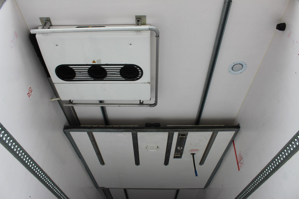 Lamberet TK SLXi Spectrum 2,65h Bi-Multi-Temp. TW LBW - Επικαθήμενο ψυγείο: φωτογραφία 2 Lamberet TK SLXi Spectrum 2,65h Bi-Multi-Temp. TW LBW - Επικαθήμενο ψυγείο: φωτογραφία 2