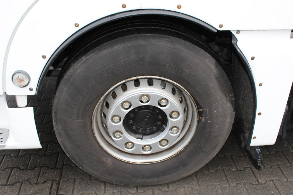 MAN TGX 18.460 E6 XXL Retarder Kühlbox Navi 2Tanks - Τράκτορας: φωτογραφία 2 MAN TGX 18.460 E6 XXL Retarder Kühlbox Navi 2Tanks - Τράκτορας: φωτογραφία 2