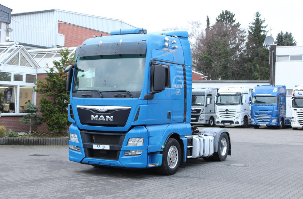 MAN TGX 480 XXL Retarder Standklima Xenon Alufelgen - Τράκτορας: φωτογραφία 1 MAN TGX 480 XXL Retarder Standklima Xenon Alufelgen - Τράκτορας: φωτογραφία 1