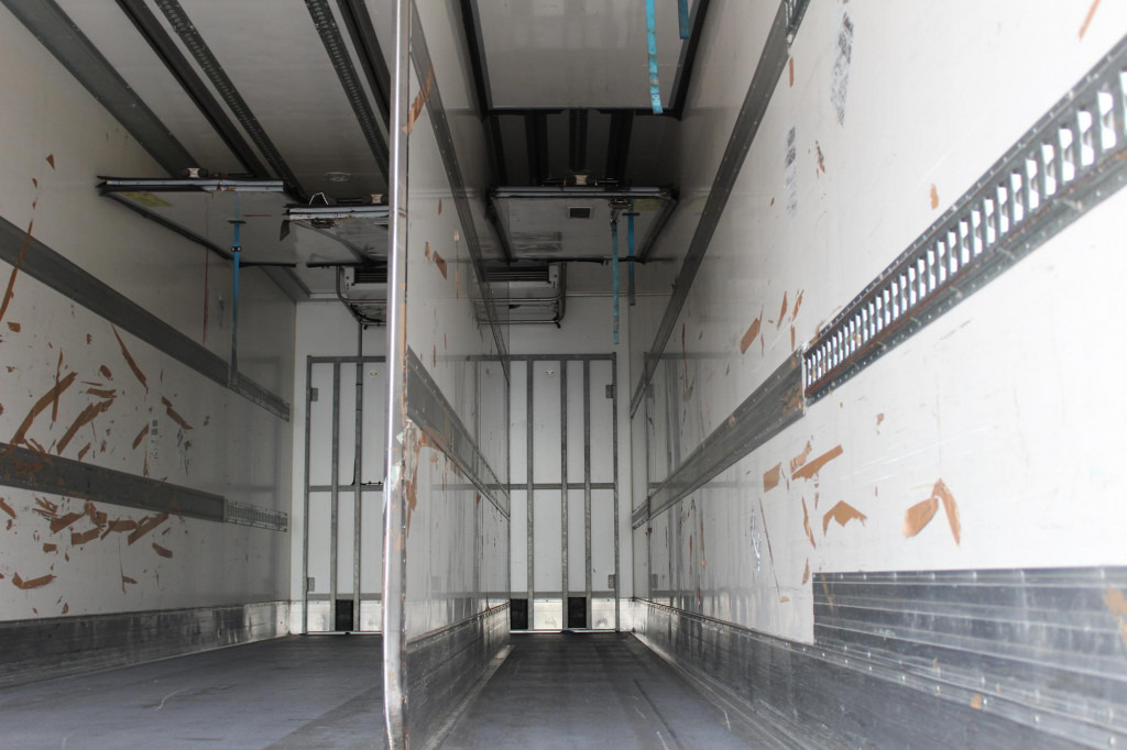 Mercedes-Benz Antos 2536 E6 CS 1250Mt Tri-temp LBW TW ATP - Φορτηγό ψυγείο: φωτογραφία 4 Mercedes-Benz Antos 2536 E6 CS 1250Mt Tri-temp LBW TW ATP - Φορτηγό ψυγείο: φωτογραφία 4