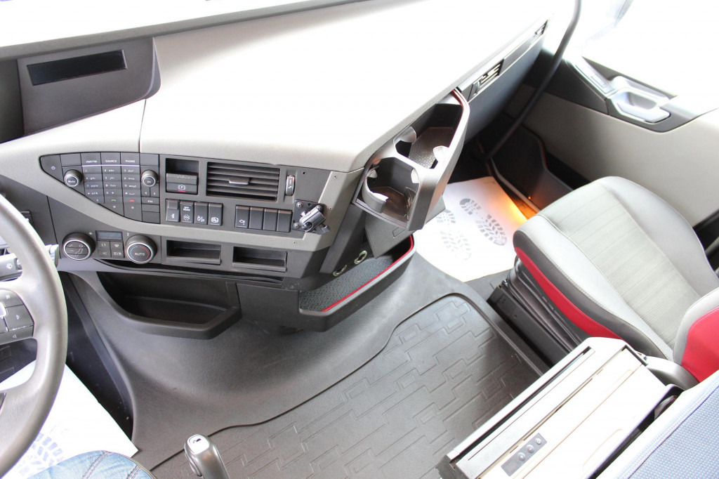 Volvo FH 500 E6 Globe I-Shift I-Park Cool Kühlbox - Τράκτορας: φωτογραφία 5 Volvo FH 500 E6 Globe I-Shift I-Park Cool Kühlbox - Τράκτορας: φωτογραφία 5