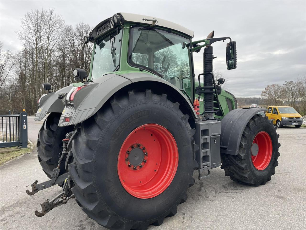 Fendt 828 Vario Profi Plus, GPS, FZW, 5DW, Baujahr 2014 - Τρακτέρ: φωτογραφία 4 Fendt 828 Vario Profi Plus, GPS, FZW, 5DW, Baujahr 2014 - Τρακτέρ: φωτογραφία 4