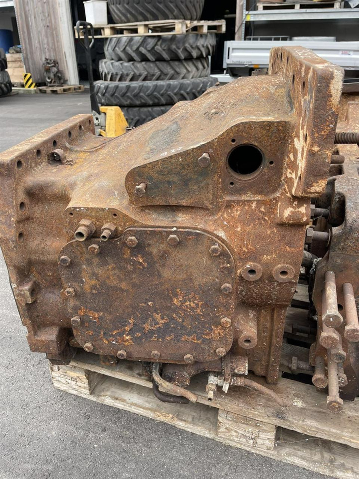 Fendt 900er Vario Serie Kupplungsgehäuse 945100050050 - Ανταλλακτικό: φωτογραφία 4 Fendt 900er Vario Serie Kupplungsgehäuse 945100050050 - Ανταλλακτικό: φωτογραφία 4