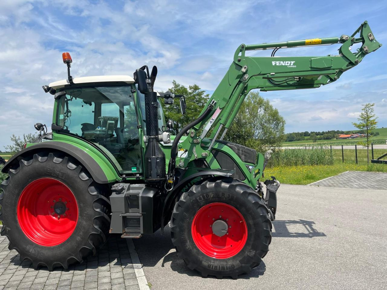 Fendt Frontlader Cargo 4X80 mit Konsole Vario 500 700 - Παρελκόμενα: φωτογραφία 1 Fendt Frontlader Cargo 4X80 mit Konsole Vario 500 700 - Παρελκόμενα: φωτογραφία 1