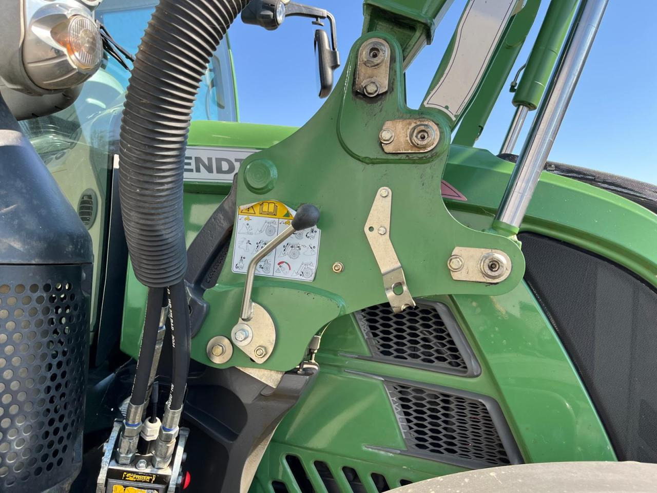 Fendt Frontlader Cargo 4X80 mit Konsole Vario 500 700 - Παρελκόμενα: φωτογραφία 4 Fendt Frontlader Cargo 4X80 mit Konsole Vario 500 700 - Παρελκόμενα: φωτογραφία 4