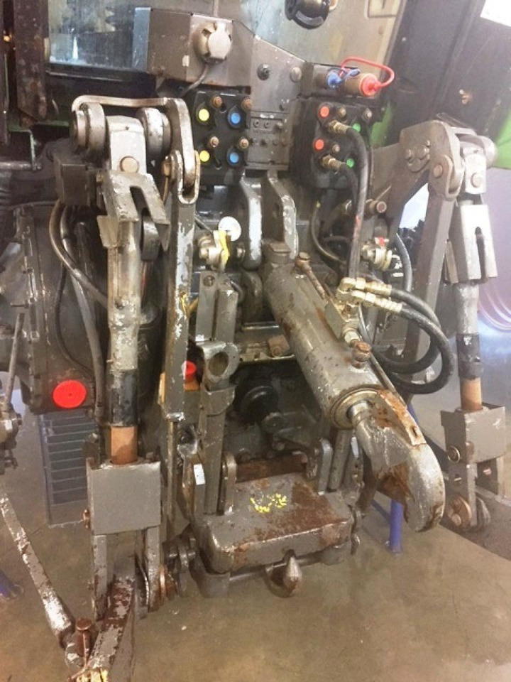 Fendt gebrauchter Hitch für Fendt 930, 926, 924 - Παρελκόμενα: φωτογραφία 1 Fendt gebrauchter Hitch für Fendt 930, 926, 924 - Παρελκόμενα: φωτογραφία 1