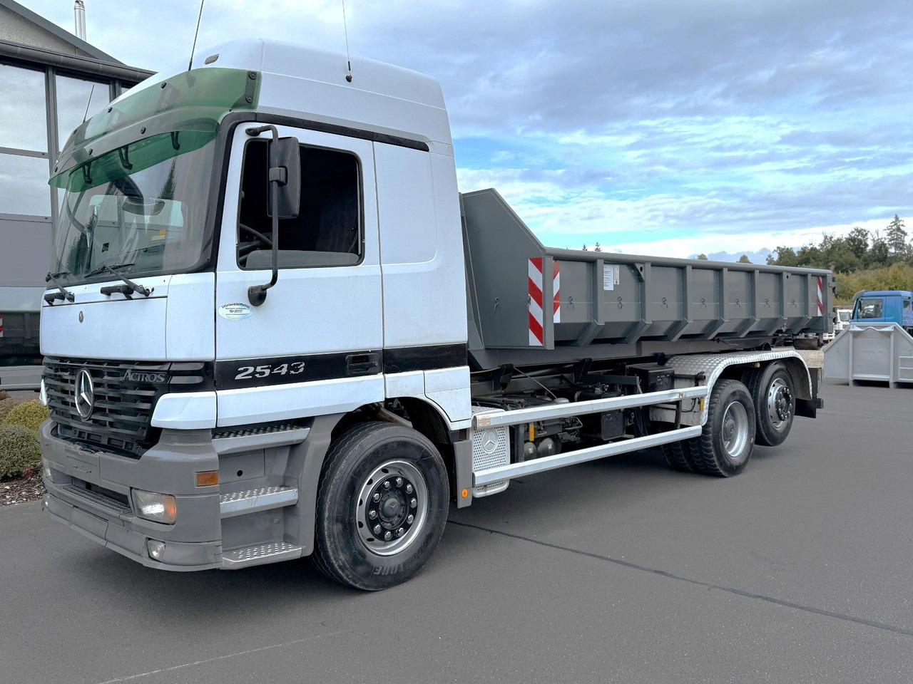 Mercedes-Benz Actros 2543 6x2 Klima + Kupplung - Φορτηγό φόρτωσης γάντζου: φωτογραφία 1 Mercedes-Benz Actros 2543 6x2 Klima + Kupplung - Φορτηγό φόρτωσης γάντζου: φωτογραφία 1
