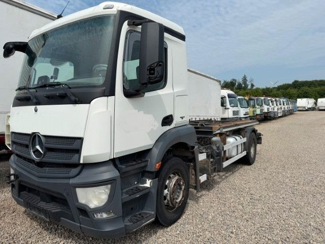 Mercedes-Benz Antos 1824 - Umlader- Nebenantrieb - Φορτηγό φόρτωσης γάντζου: φωτογραφία 1 Mercedes-Benz Antos 1824 - Umlader- Nebenantrieb - Φορτηγό φόρτωσης γάντζου: φωτογραφία 1