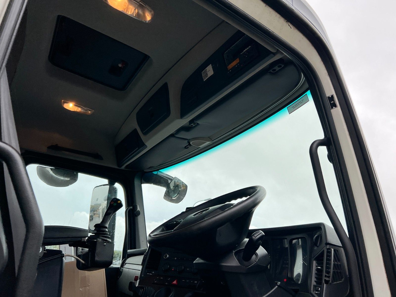 Απορριμματοφόρο Mercedes-Benz Antos 2533 6x2 Seitenlader  Zoeller S LF 22 Mercedes-Benz Antos 2533 6x2 Seitenlader  Zoeller S LF 22: φωτογραφία 7