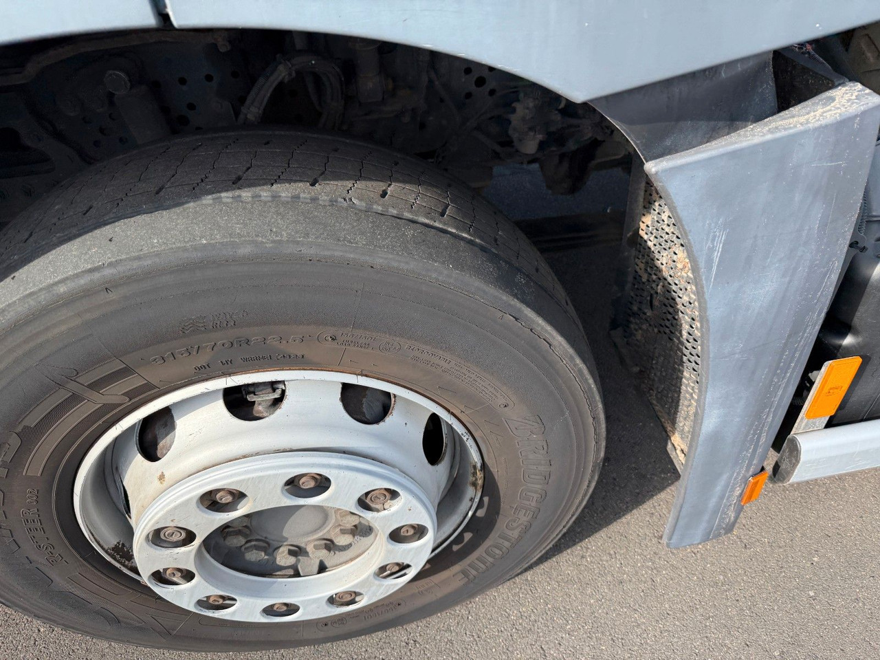 Mercedes-Benz Antos 2533 Seitenlader HS SL- VK- F - Απορριμματοφόρο: φωτογραφία 4 Mercedes-Benz Antos 2533 Seitenlader HS SL- VK- F - Απορριμματοφόρο: φωτογραφία 4