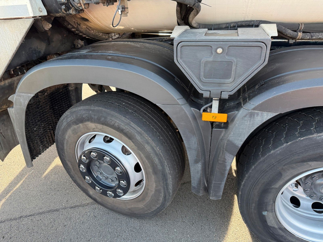 Mercedes-Benz Arocs 3236 8x2 Faun Rotopress 525 C Delta Lift - Απορριμματοφόρο: φωτογραφία 4 Mercedes-Benz Arocs 3236 8x2 Faun Rotopress 525 C Delta Lift - Απορριμματοφόρο: φωτογραφία 4