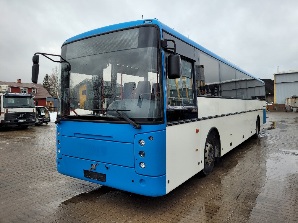 VOLVO B9R VEST CONTRAST, KLIIMA, 10.2012, EURO 5, HANDICAP LIFT, 51 seats, 12,8m - Προαστιακό λεωφορείο: φωτογραφία 2 VOLVO B9R VEST CONTRAST, KLIIMA, 10.2012, EURO 5, HANDICAP LIFT, 51 seats, 12,8m - Προαστιακό λεωφορείο: φωτογραφία 2