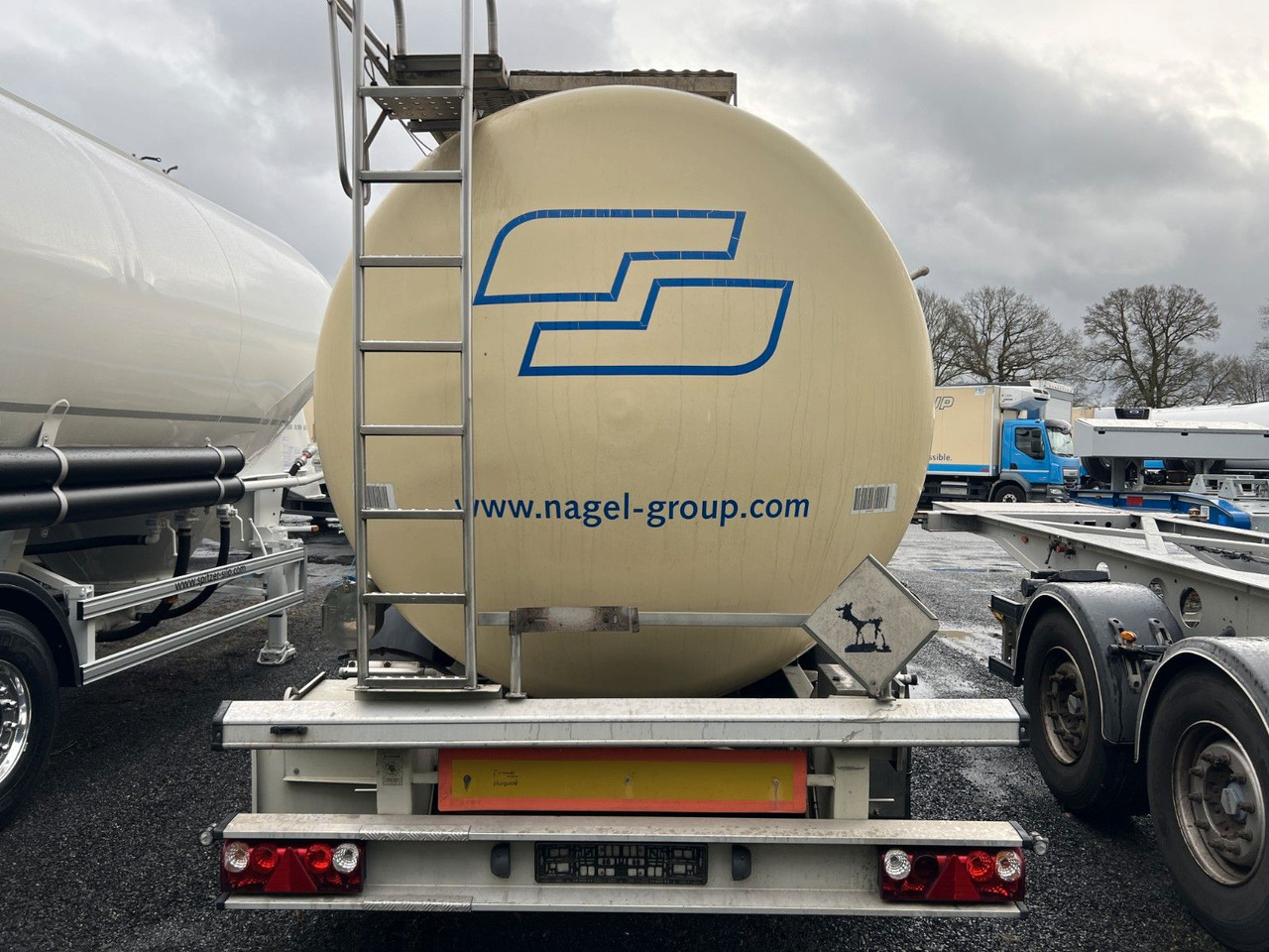 Lag 32.000 l Lebensmitteltank, 3 Kammern, ADR - Επικαθήμενο βυτίο: φωτογραφία 4 Lag 32.000 l Lebensmitteltank, 3 Kammern, ADR - Επικαθήμενο βυτίο: φωτογραφία 4