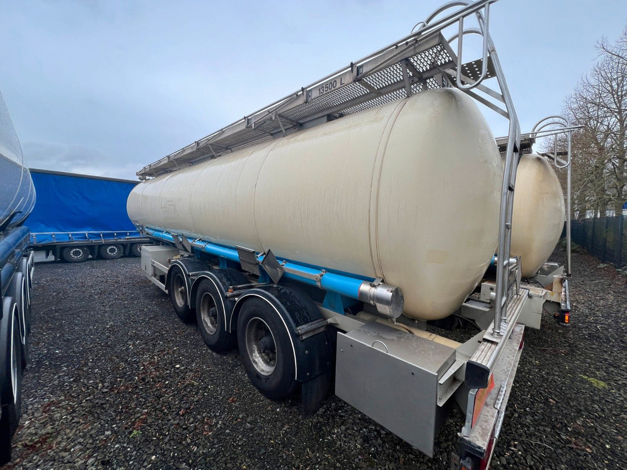 Lag 32000 l Lebensmitteltank mit 3 Kammern, ADR - Επικαθήμενο βυτίο: φωτογραφία 5 Lag 32000 l Lebensmitteltank mit 3 Kammern, ADR - Επικαθήμενο βυτίο: φωτογραφία 5