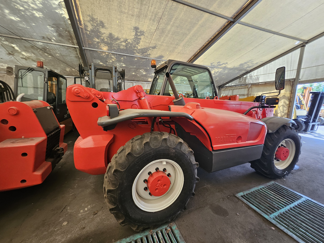 Manitou MVT 1130 LS - Ανυψωτικό μηχάνημα: φωτογραφία 1 Manitou MVT 1130 LS - Ανυψωτικό μηχάνημα: φωτογραφία 1