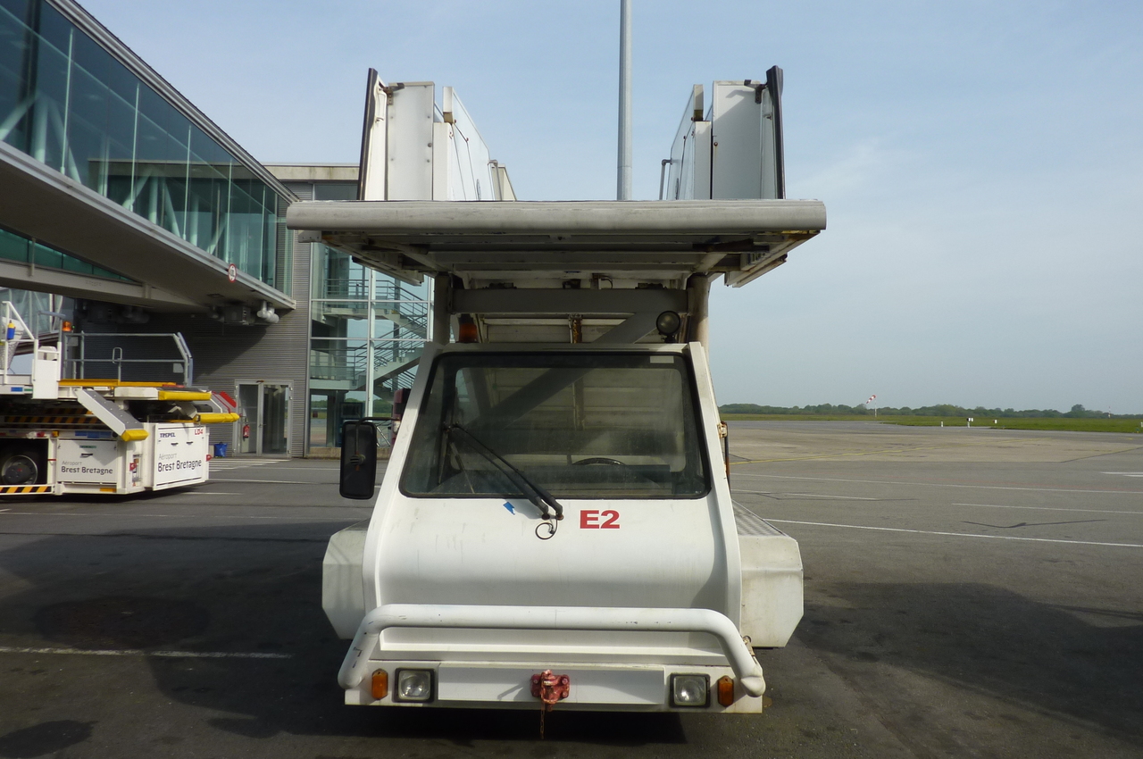 SOVAM Passenger Stairs 1.9 SPS - Σκάλα επιβατών: φωτογραφία 2 SOVAM Passenger Stairs 1.9 SPS - Σκάλα επιβατών: φωτογραφία 2