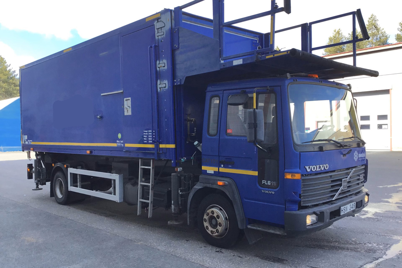 Trepel Catering - Όχημα τροφοδοσίας: φωτογραφία 1 Trepel Catering - Όχημα τροφοδοσίας: φωτογραφία 1