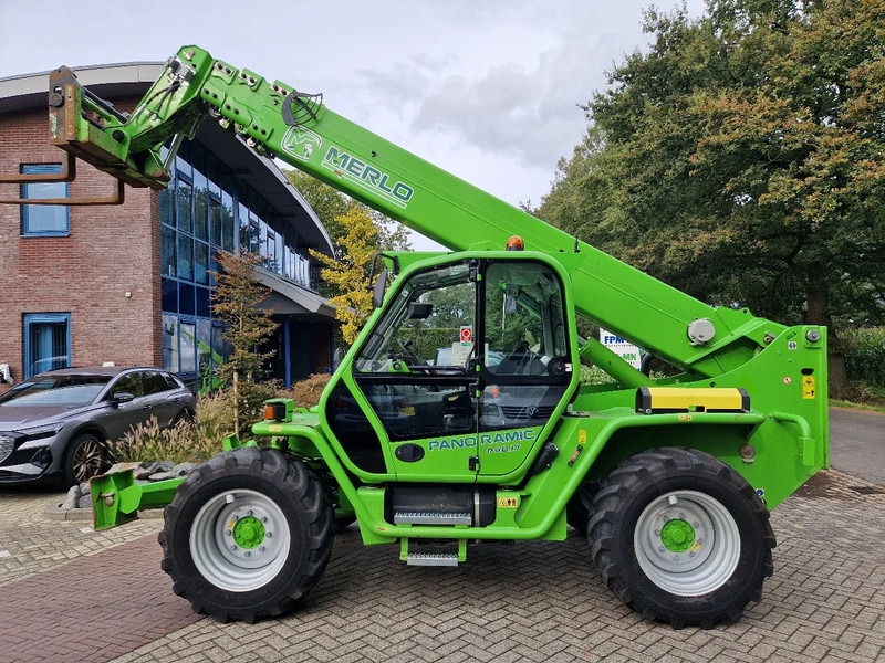 Merlo P40.17 - Τηλεσκοπικός φορτωτής: φωτογραφία 2 Merlo P40.17 - Τηλεσκοπικός φορτωτής: φωτογραφία 2