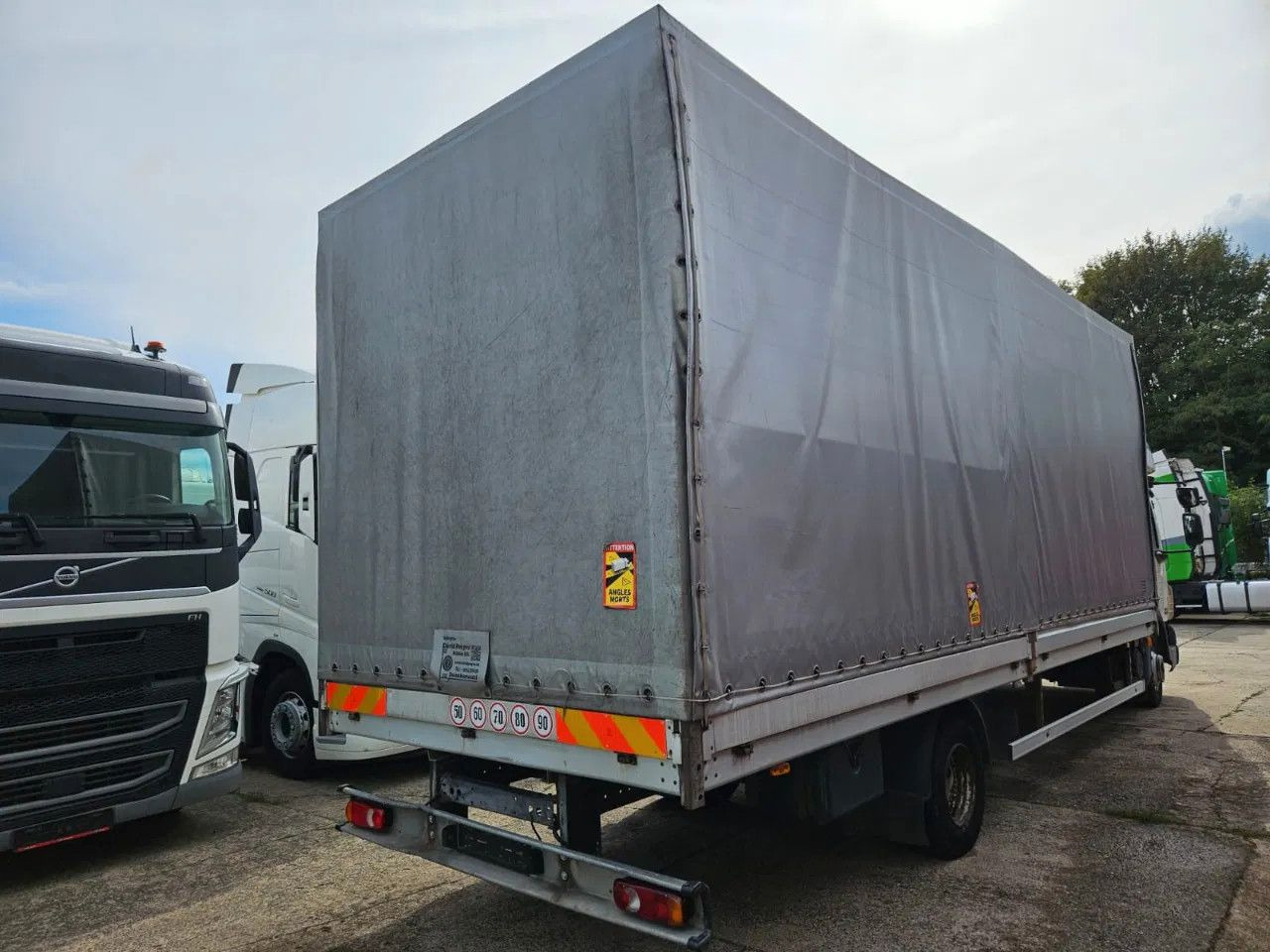DAF LF 45.180 EEV - More units in stock! - Επαγγελματικό αυτοκίνητο με μουσαμά: φωτογραφία 5 DAF LF 45.180 EEV - More units in stock! - Επαγγελματικό αυτοκίνητο με μουσαμά: φωτογραφία 5