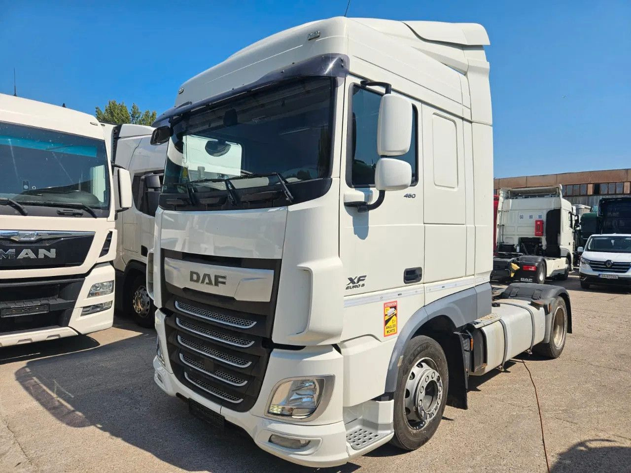 DAF XF 460 Mega Standklima Space Cab - Τράκτορας: φωτογραφία 1 DAF XF 460 Mega Standklima Space Cab - Τράκτορας: φωτογραφία 1