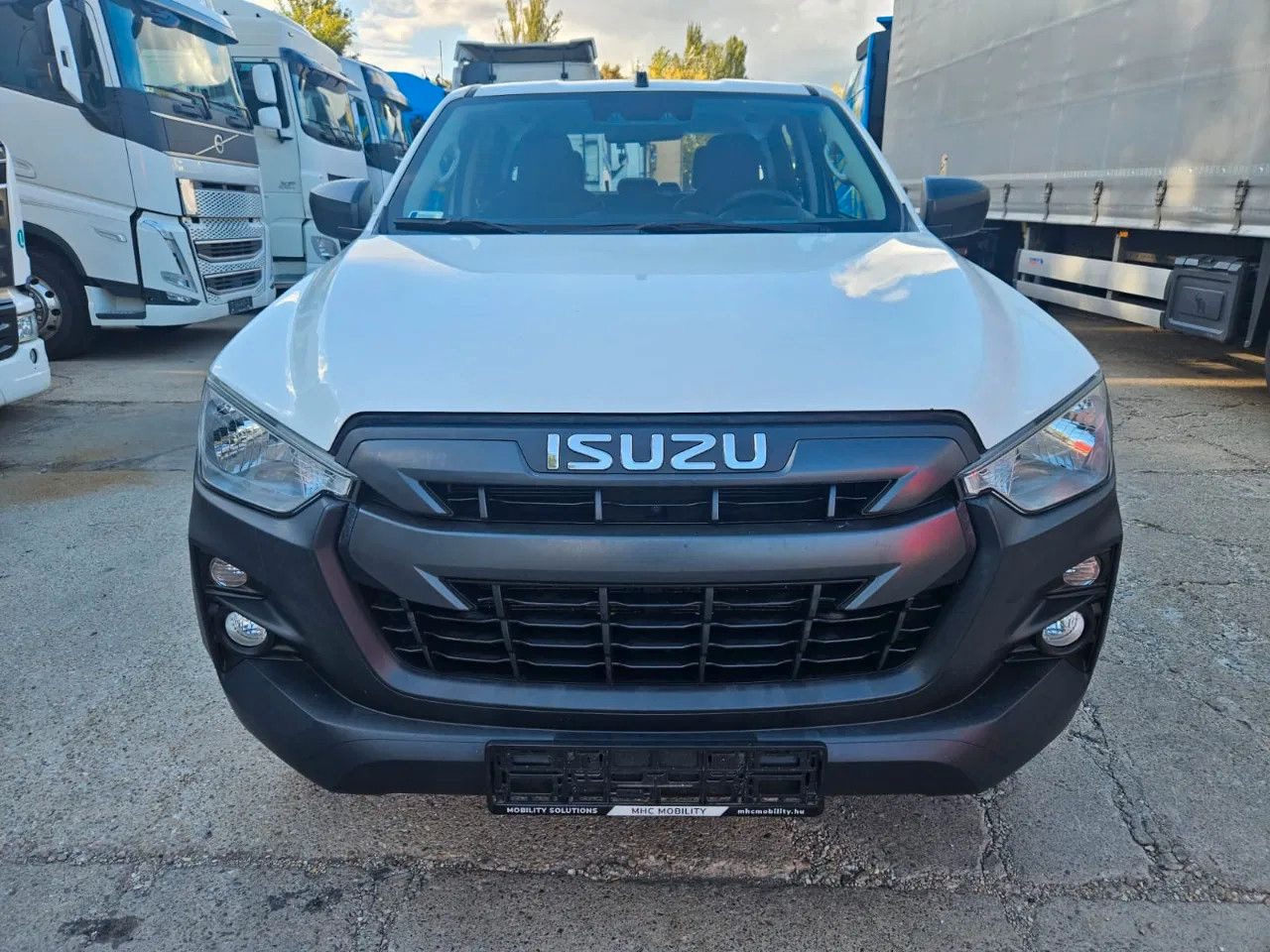 Isuzu D-Max 2H, 4H, 4L - SUV: φωτογραφία 2 Isuzu D-Max 2H, 4H, 4L - SUV: φωτογραφία 2