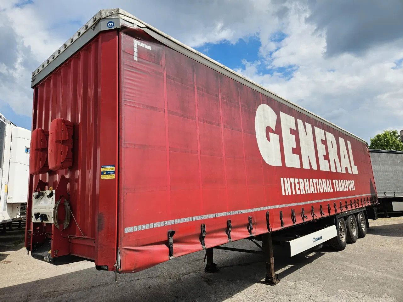 Krone SD XL Code, Lifting Axle A - Επικαθήμενο κουρτίνα: φωτογραφία 1 Krone SD XL Code, Lifting Axle A - Επικαθήμενο κουρτίνα: φωτογραφία 1