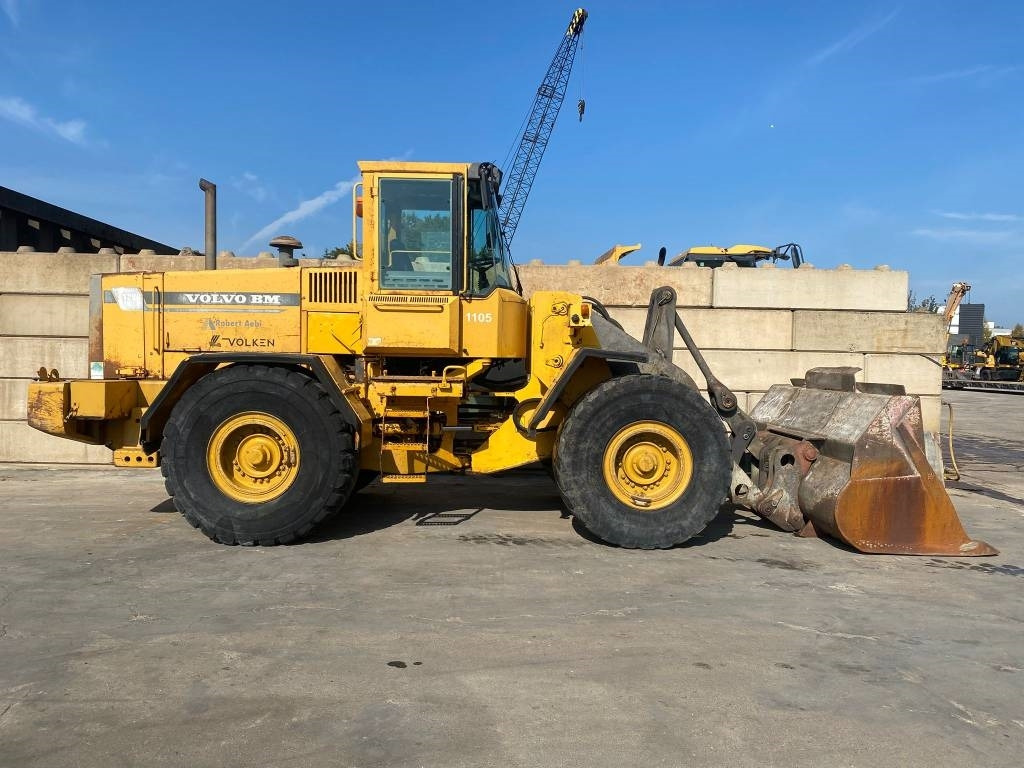 Volvo L 120 C - Ελαστιχοφόρος φορτωτής: φωτογραφία 2 Volvo L 120 C - Ελαστιχοφόρος φορτωτής: φωτογραφία 2