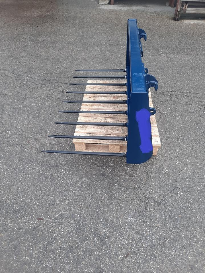 Dunggabel Mistgabel Forke Frontladergabel Euroaufnahme Fendt - Μηχανήματα ενσίρωσης: φωτογραφία 2 Dunggabel Mistgabel Forke Frontladergabel Euroaufnahme Fendt - Μηχανήματα ενσίρωσης: φωτογραφία 2