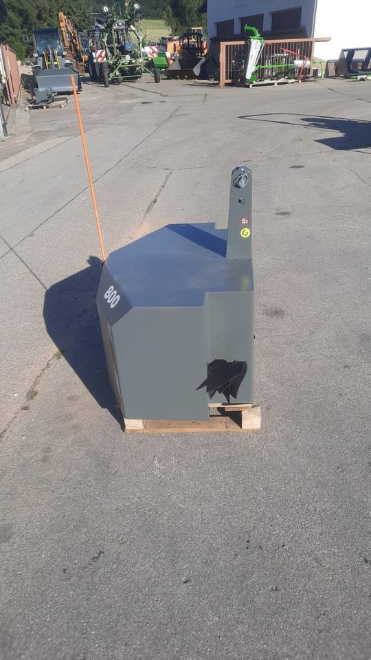 Frontgewicht Heckgewicht 300 - 1200kg Traktor Gewicht Schlepper - Αντίβαρο: φωτογραφία 2 Frontgewicht Heckgewicht 300 - 1200kg Traktor Gewicht Schlepper - Αντίβαρο: φωτογραφία 2