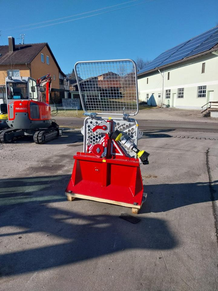 Neue Forstseilwinde Seilwinde Tajfun EGV 35 A , 45, 55, 65, 85 - Βίντσι για Δασικά μηχανήματα: φωτογραφία 1 Neue Forstseilwinde Seilwinde Tajfun EGV 35 A , 45, 55, 65, 85 - Βίντσι για Δασικά μηχανήματα: φωτογραφία 1